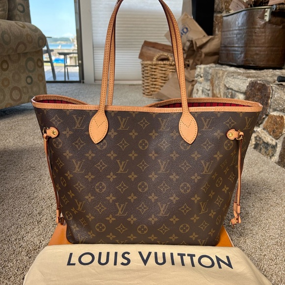 Never full MM monogram - Picture 9 of 10